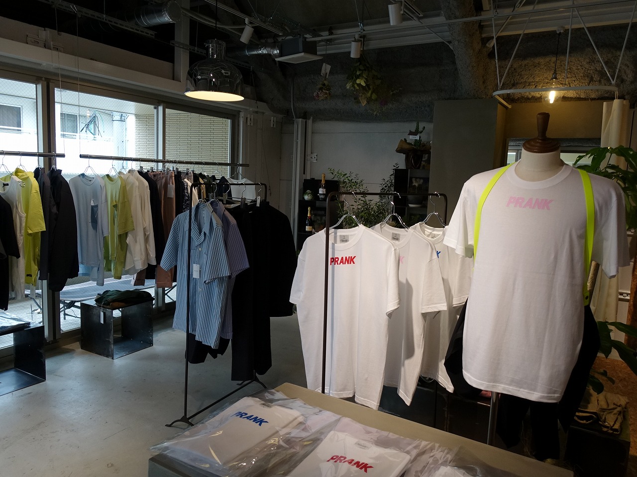 PLANK STORE（アパレル）