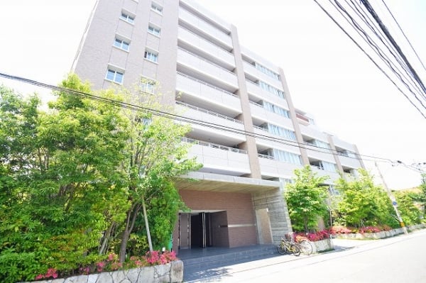 グランドメゾン高取参番館